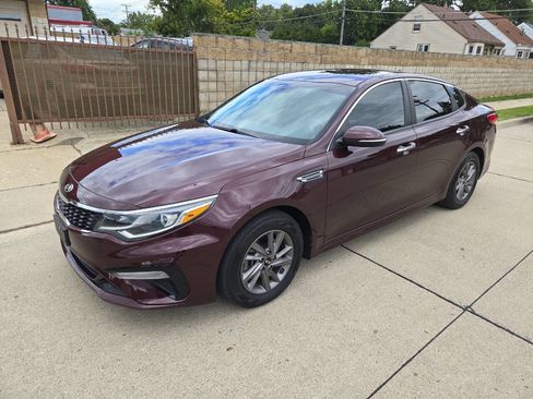 Used 2020 Kia Optima LX image 14