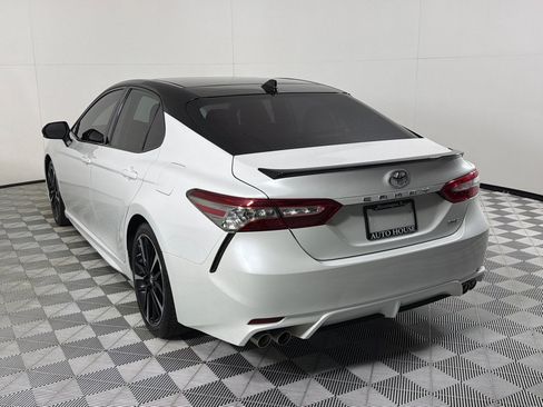 Used 2019 Toyota Camry XSE FWD image 7