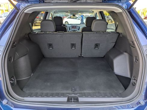 Used 2023 Chevrolet Equinox LS w/ LS Convenience Package FWD image 25