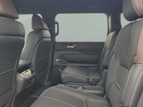 New 2026 Nissan Armada SL image 9