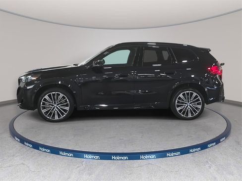 Used 2026 BMW X1 M35i w/ Technology Package image 9