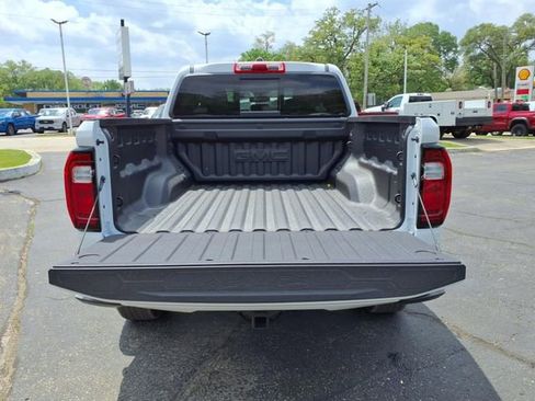 New 2025 GMC Canyon Elevation image 21