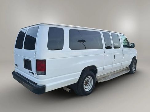 Used 2009 Ford E-350 and Econoline 350 Extended Super Duty RWD image 4