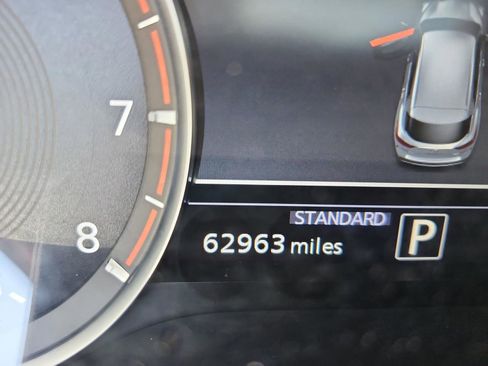 Used 2019 INFINITI QX50 Essential w/ Sensory Package image 32