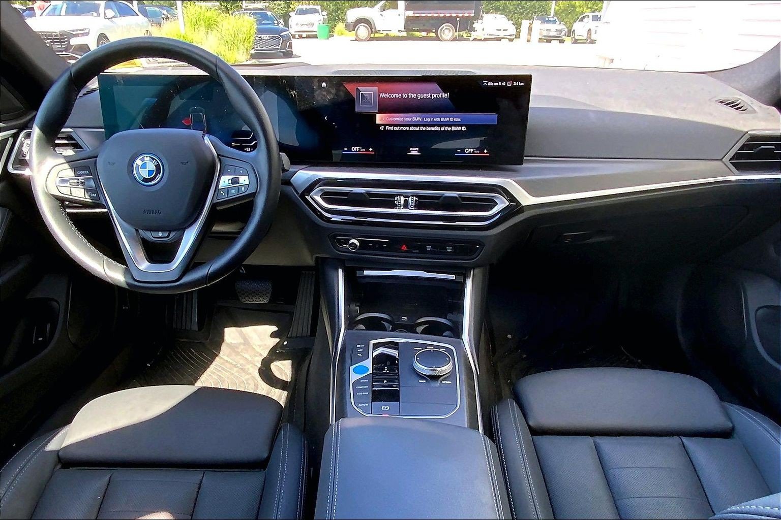 Used 2023 BMW i4 eDrive35 w/ Premium Package RWD image 12
