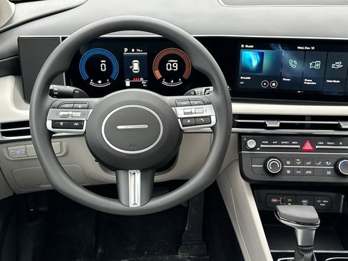 New 2026 Hyundai Tucson SE image 14