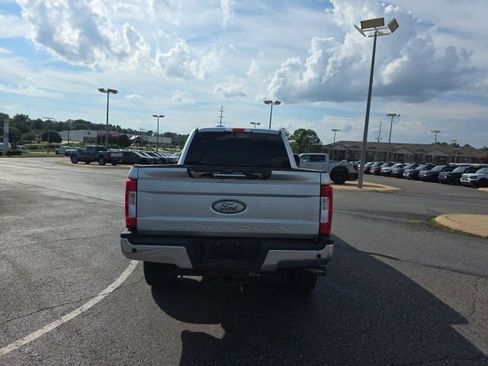 Used 2017 Ford F250 Lariat AWD/4WD image 4