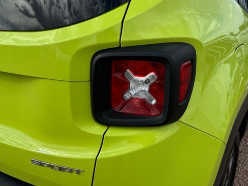 Used 2017 Jeep Renegade Sport w/ Power & Air Group AWD/4WD image 34
