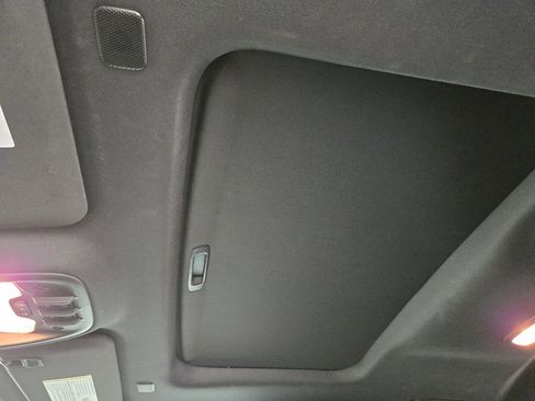 Used 2024 Chevrolet Colorado ZR2 w/ Technology Package image 26