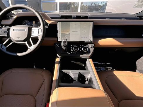 New 2026 Land Rover Defender 110 X-Dynamic SE AWD/4WD image 5