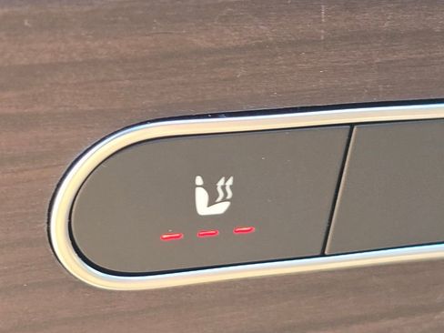 Certified 2026 Mercedes-Benz GLA 250 4MATIC image 5