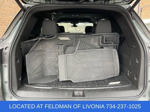 Certified 2023 Chevrolet Traverse LT FWD image 24