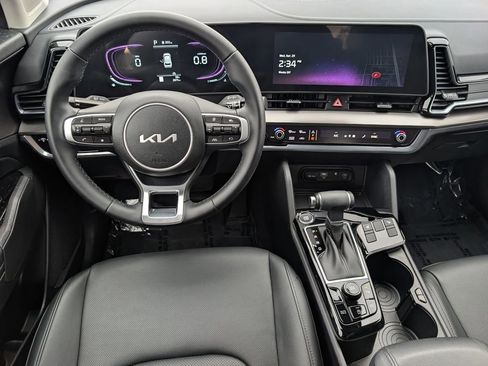 Certified 2025 Kia Sportage EX FWD image 19