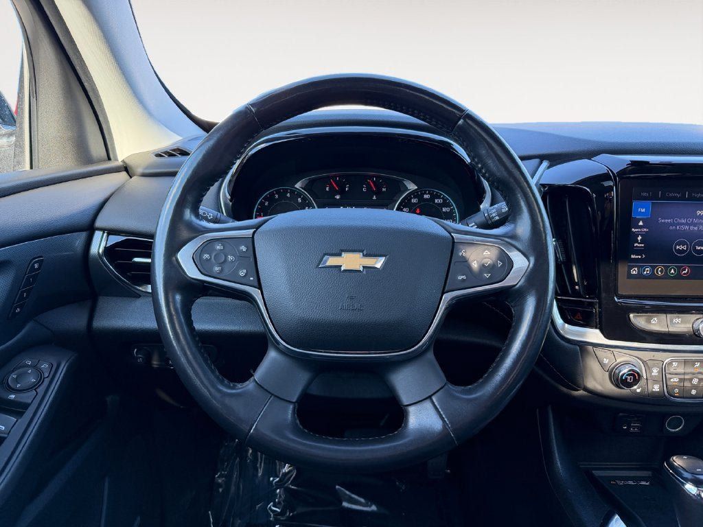 Used 2020 Chevrolet Traverse Premier AWD/4WD image 14