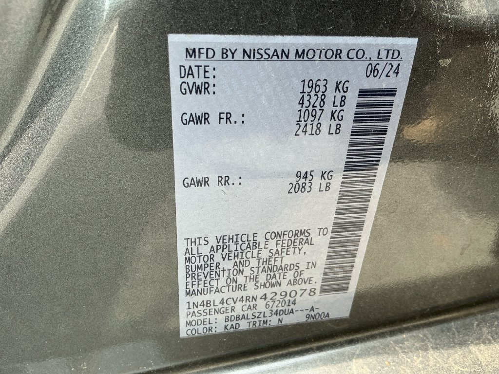 Used 2024 Nissan Altima 2.5 SR FWD image 30