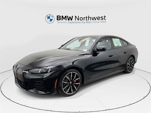 New 2026 BMW i4 xDrive40i w/ M Sport Package AWD/4WD image 1