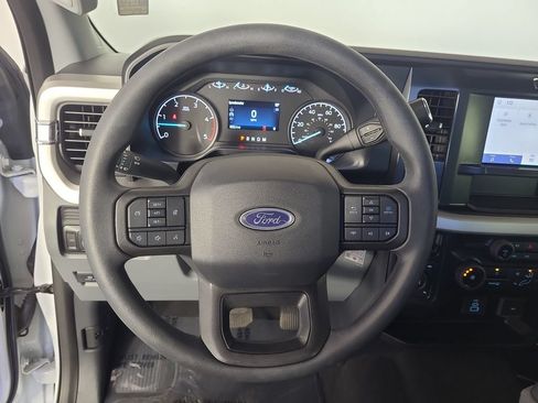 Used 2025 Ford F250 XL w/ STX Appearance Package AWD/4WD image 12