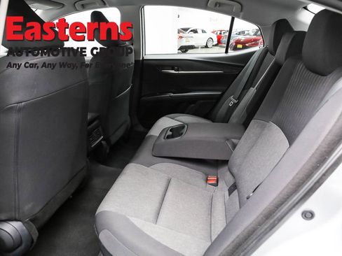 Used 2025 Toyota Camry LE FWD image 21