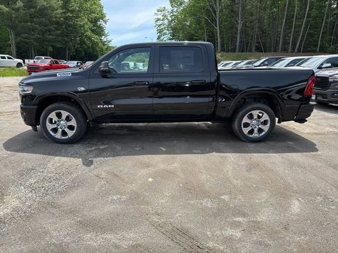 New 2026 RAM 1500 4x4 Crew Cab image 2