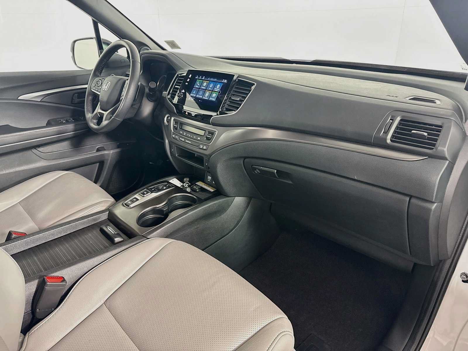 Used 2023 Honda Passport EX-L image 27