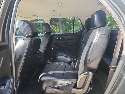 Used 2019 Chevrolet Traverse LT image 31