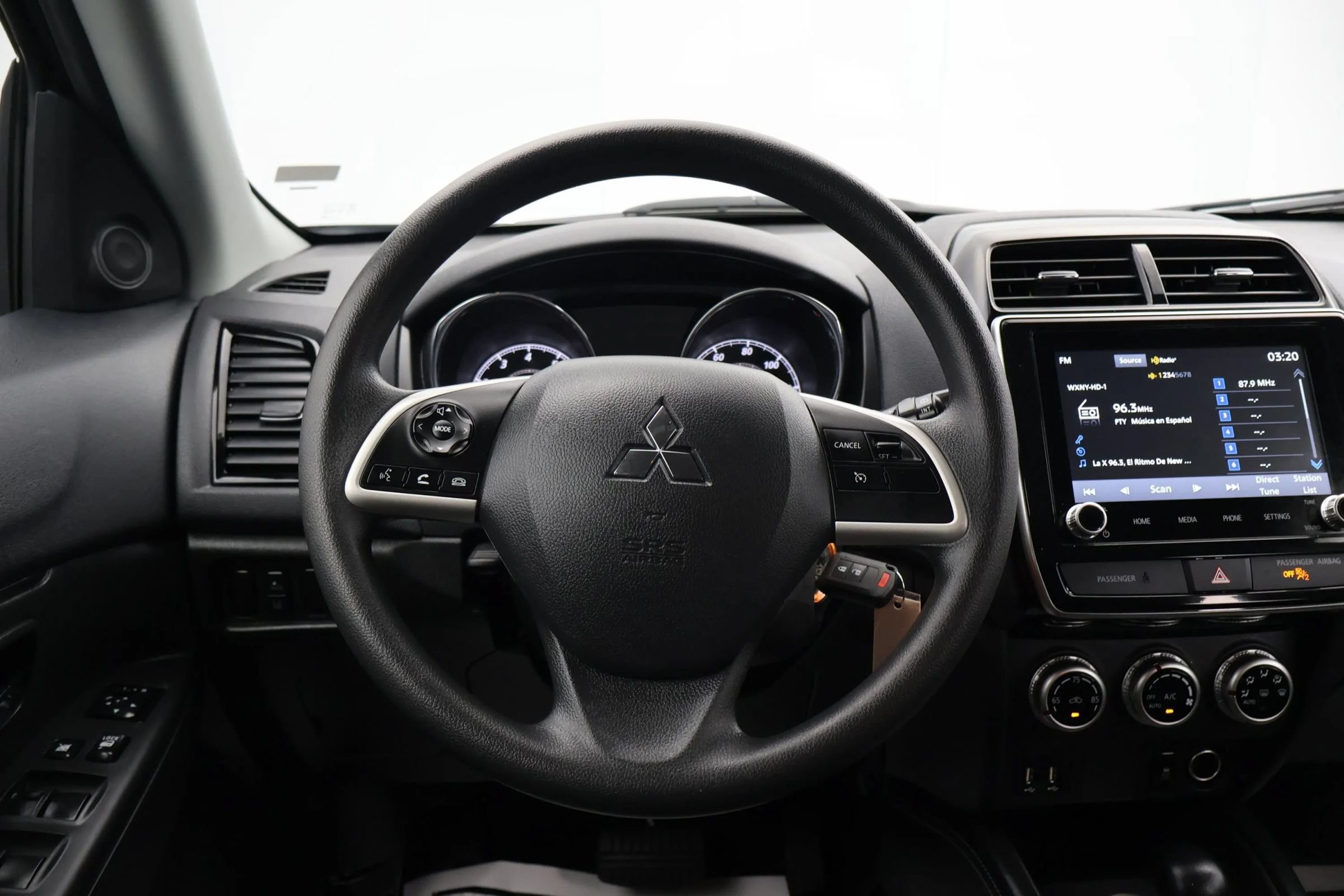 Used 2026 Mitsubishi Outlander Sport ES AWD/4WD image 17