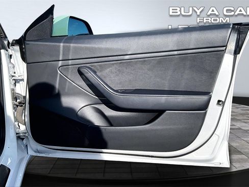 Used 2021 Tesla Model 3 Long Range image 24