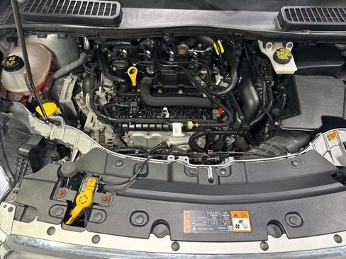 Used 2019 Ford Escape SE AWD/4WD image 6