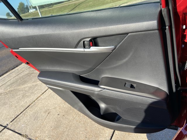 Used 2023 Toyota Camry SE FWD image 48