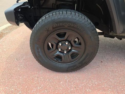 Used 2020 Jeep Wrangler Unlimited Sport AWD/4WD image 7