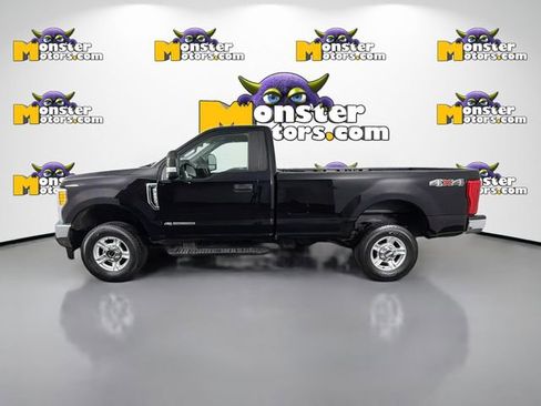 Used 2017 Ford F250 XLT w/ Snow Plow Prep Package image 8