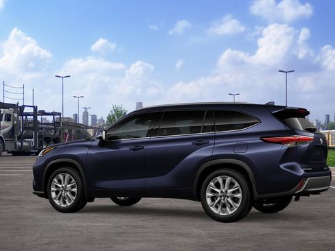 New 2026 Toyota Highlander Limited image 5