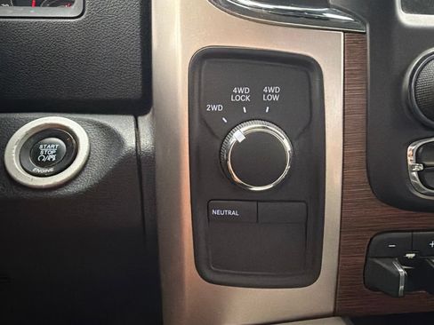 Used 2016 RAM 3500 Laramie AWD/4WD image 47