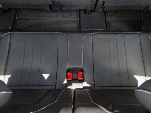Certified 2024 Volkswagen Tiguan SE R-Line FWD image 61