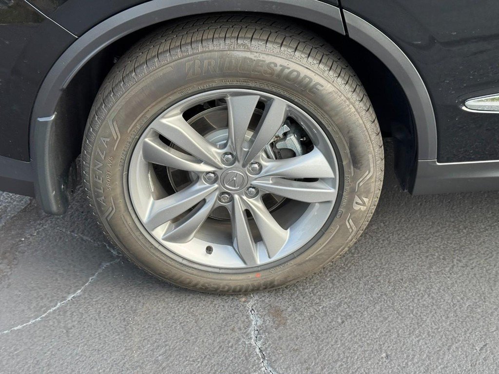 Certified 2026 Acura MDX SH-AWD image 9