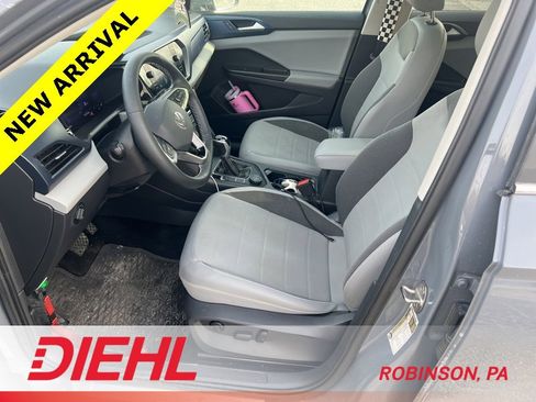 Used 2022 Volkswagen Taos SE image 7