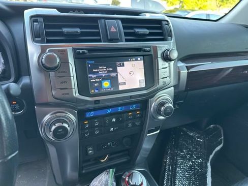 Used 2015 Toyota 4Runner Limited AWD/4WD image 2