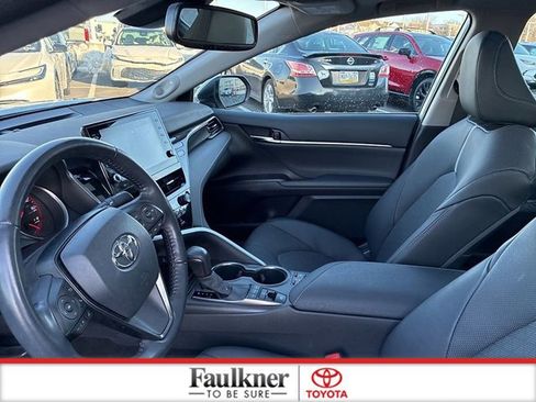 Used 2022 Toyota Camry XSE w/ Navigation Package image 25