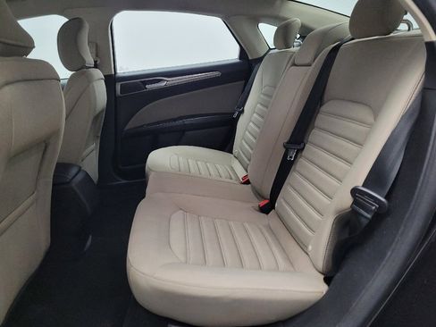 Used 2019 Ford Fusion S image 18