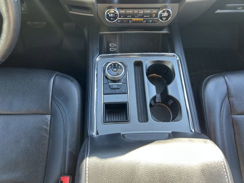 Used 2019 Ford Expedition XLT w/ Equipment Group 202A image 21