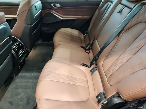 New 2025 BMW X7 M60i image 11