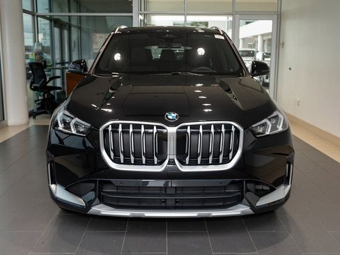 New 2025 BMW X1 xDrive28i w/ Premium Package image 2