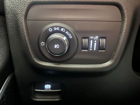 New 2026 Jeep Grand Cherokee L Limited AWD/4WD image 7