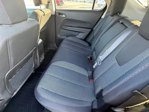 Used 2017 Chevrolet Equinox LT w/ Convenience Package image 12