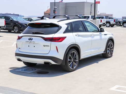 Used 2025 INFINITI QX50 Sport AWD/4WD image 6