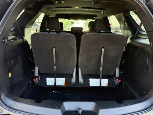 Used 2019 Ford Explorer XLT AWD/4WD image 14