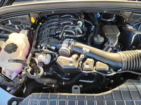 New 2025 Jeep Grand Cherokee L Limited image 25