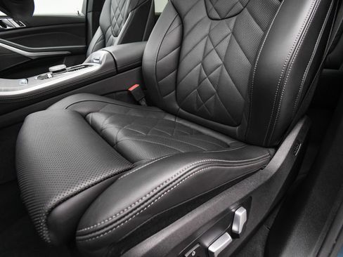 Used 2024 BMW X5 xDrive40i w/ Parking Assistance Package image 52