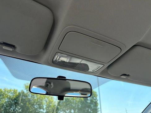 Used 2010 Honda CR-V LX image 13