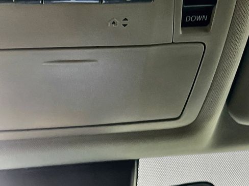 Used 2017 Toyota Highlander Limited FWD image 22